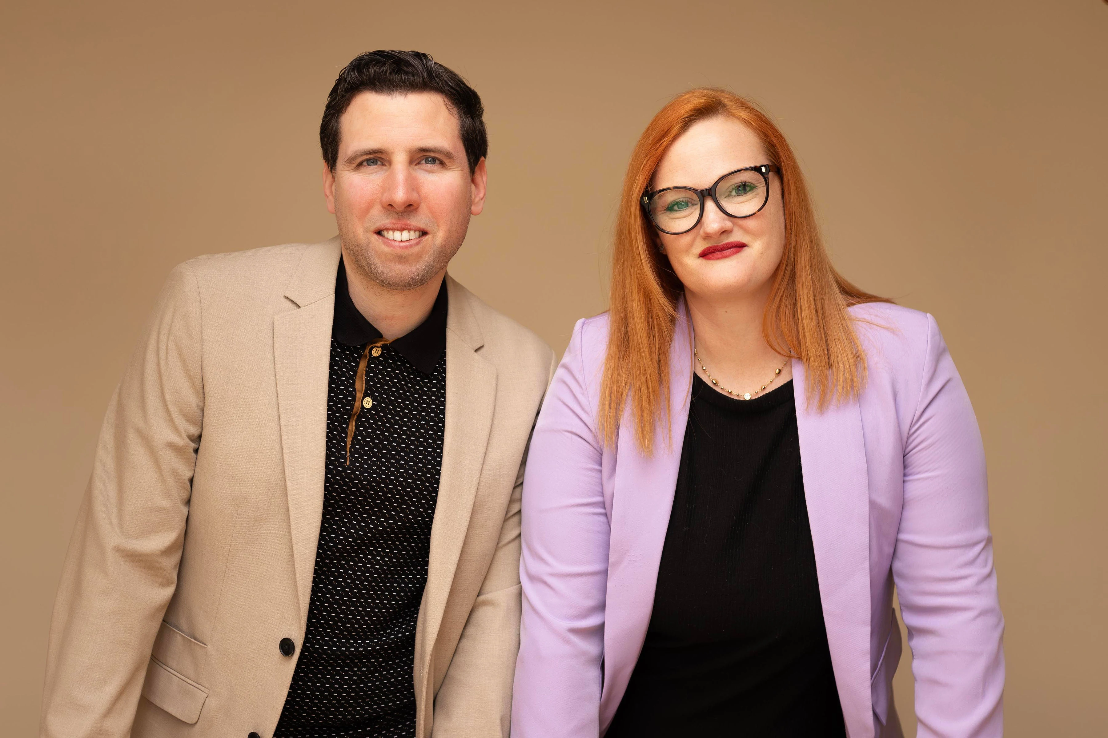 Laura et son associé, les deux personnes à l’origine de Revelys